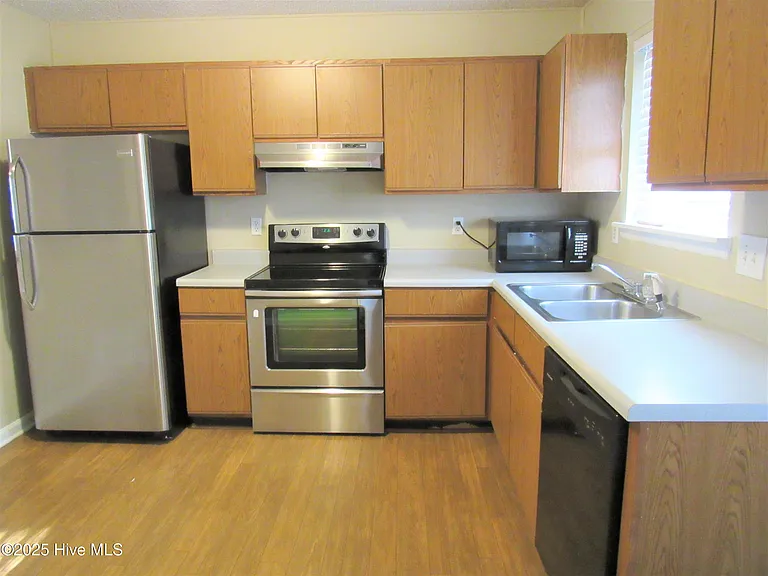 108 Glenside Ct — Photo 9