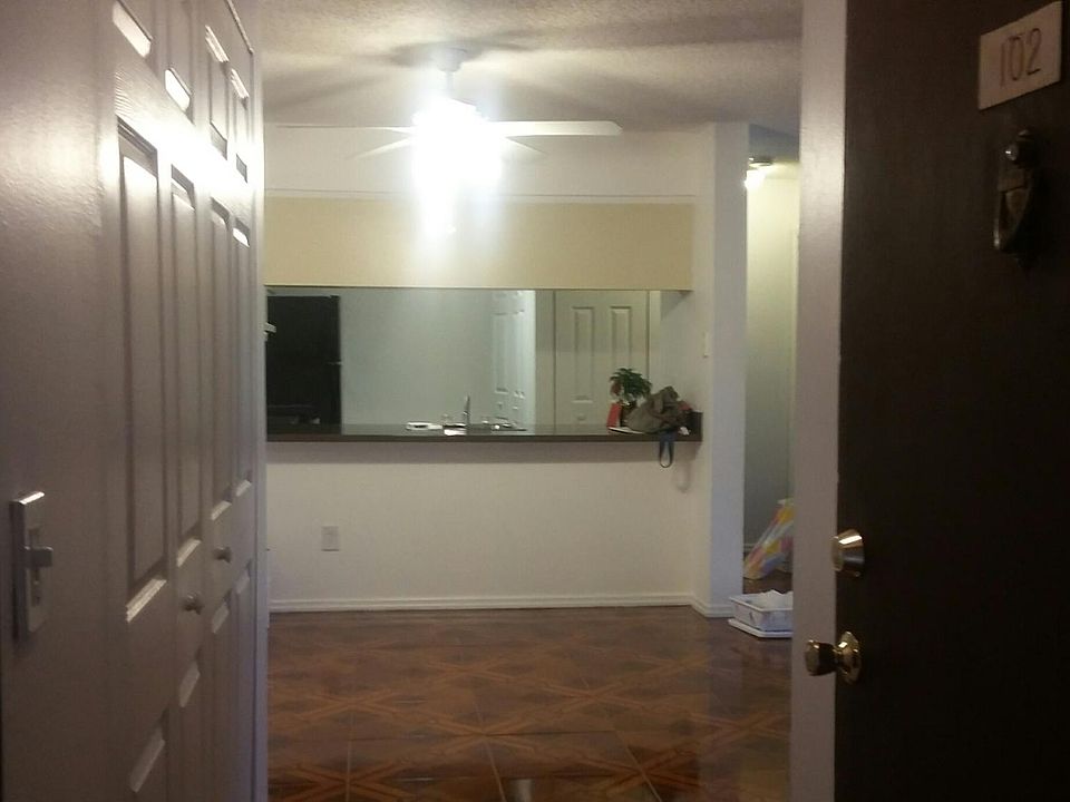 1st image of 612 Kenwick 102 Cir