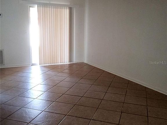 2nd image of 6332 Bonnie Bay Cir