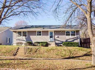 1003 Olive St, Cedar Falls, IA 50613