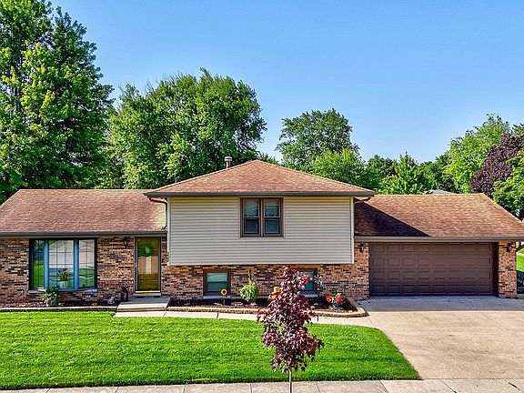 3rd image of 228 Heritage Dr
