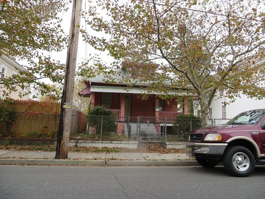 1509 Bangs Ave photo 1