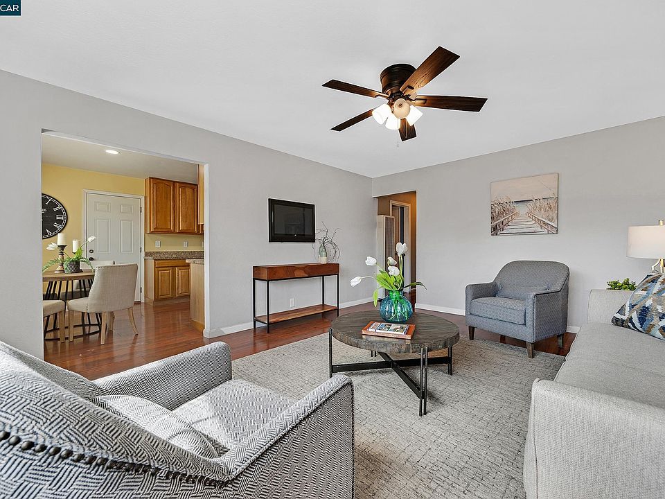 1st image of 107 De Normandie Way