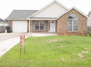 204 Falkirk Dr, Warner Robins, GA 31088