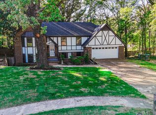 2265 Easton Dr, Cordova, TN 38016