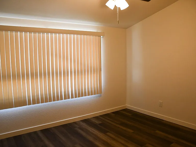 6501 Tillamook Ave — Photo 43