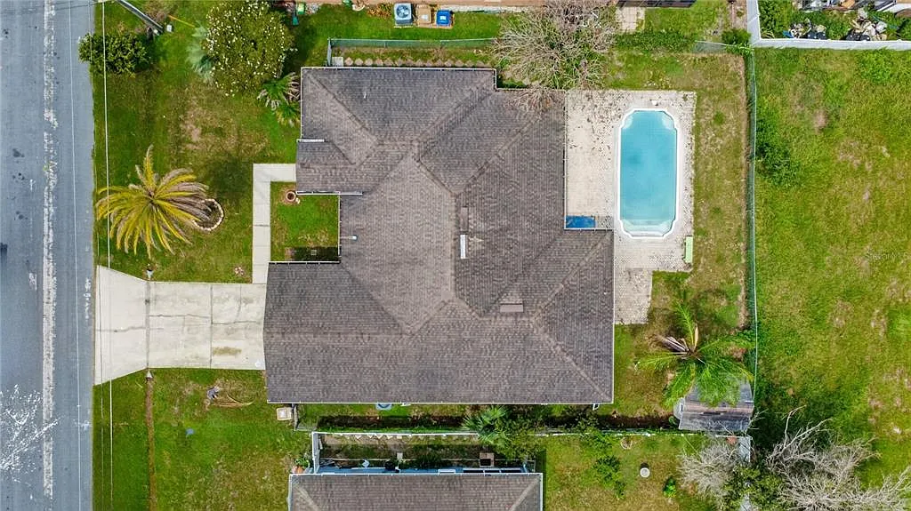 4 bed, 2.0 bath, 1752 sqft, $2,200 — Photo 3