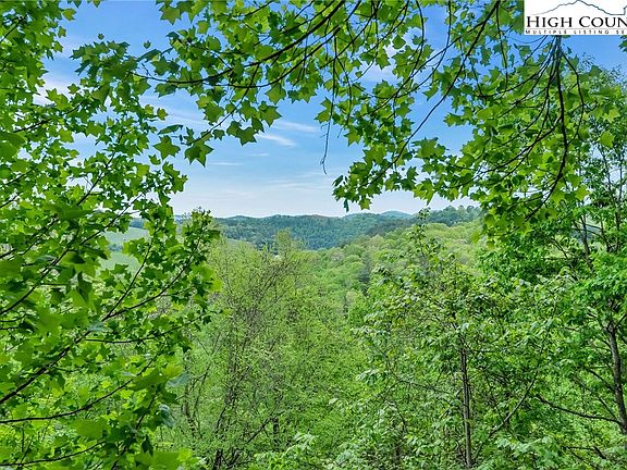 4th image of 328 Laurel Trail