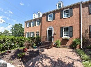 602 S Lee St, Alexandria, VA 22314