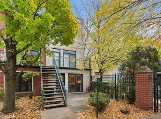 1812 S State St APT 19, Chicago, IL 60616