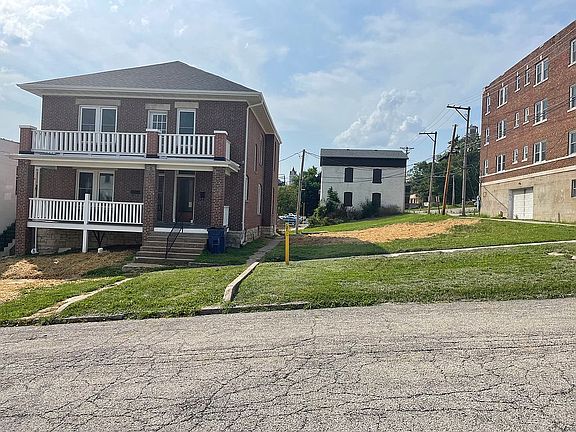 Front with side yard