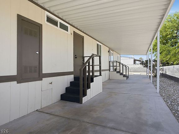 3rd image of 3529 Death Valley Dr