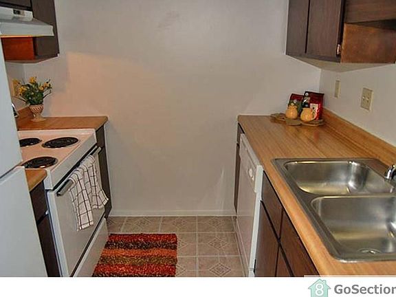 4th image of 1151 Aqua Vista Dr