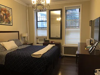 Rented by R New York