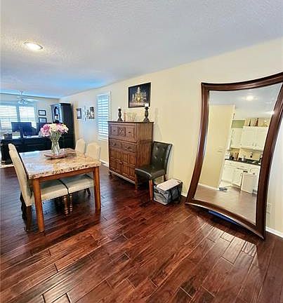 5th image of 9697 Wedd St