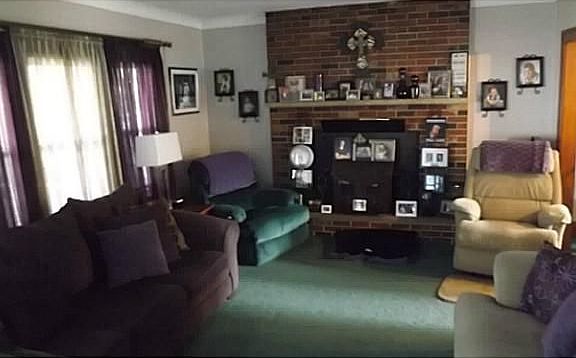 2nd image of 910 Toronto Ave