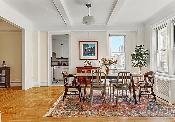 3rd image of 300 Riverside Dr APT 8E