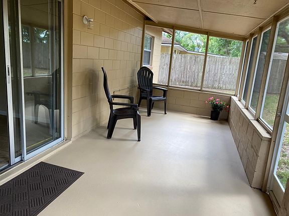 5th image of 238 Avalone Dr