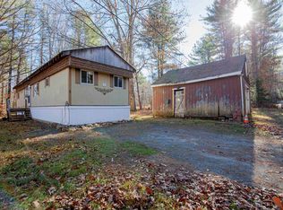 16 Englehardt Ln, Canaan, NH 03741