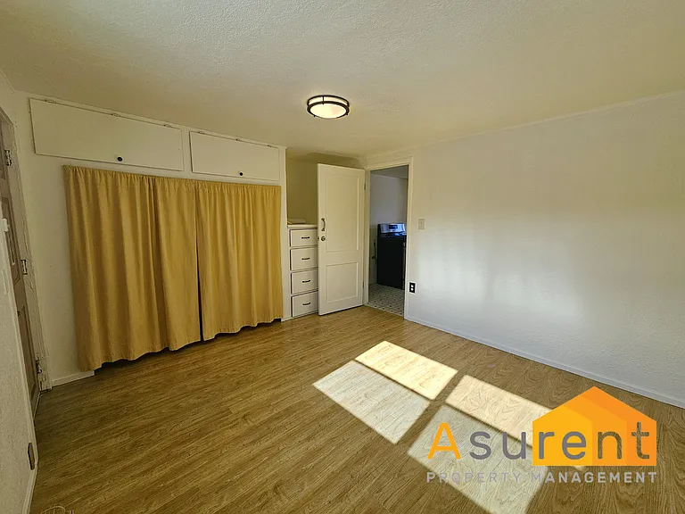 459 Willow St — Photo 12
