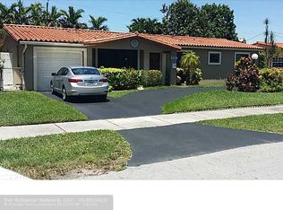 9411 SW 27th St, Miami, FL 33165