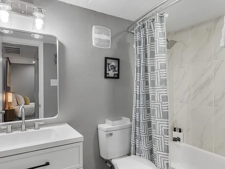 7900 Brookriver Dr #1724 — Photo 13