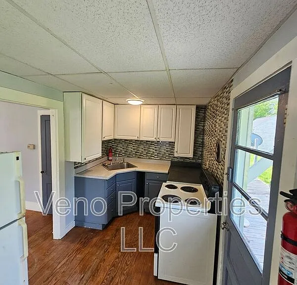 21-25 Washington St #25 — Photo 2