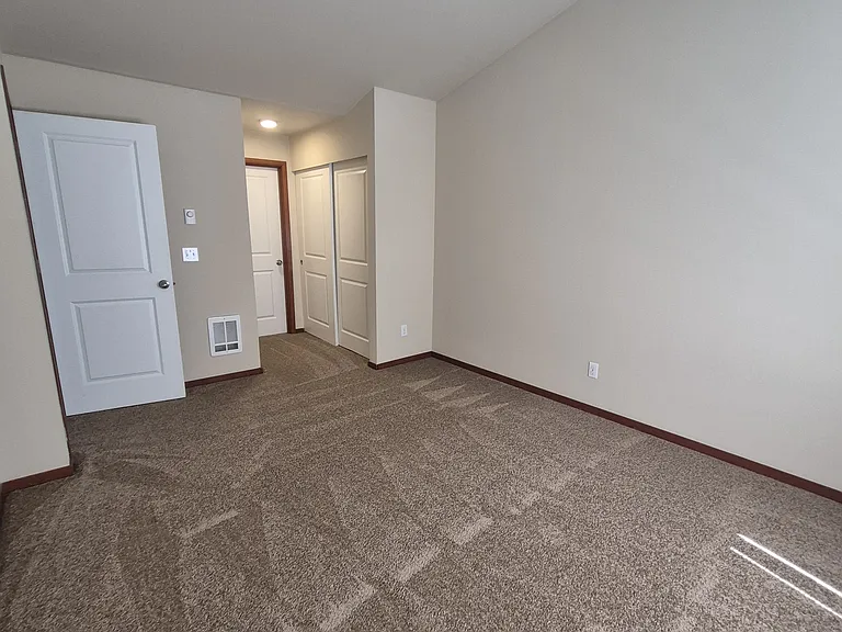 730 207th Pl SE — Photo 13