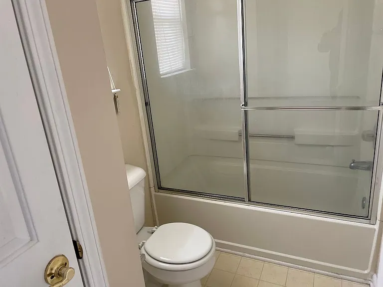 823 Tramore Dr — Photo 12