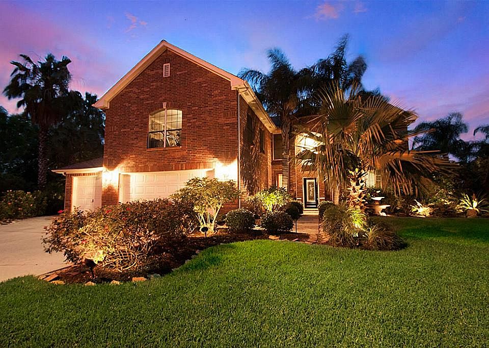 1st image of 303 N Elder Grove Dr