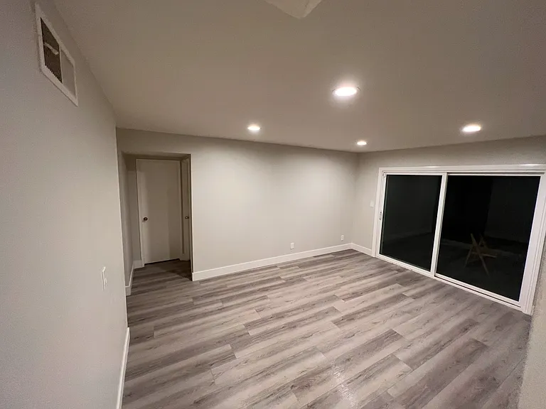 6939 Tahiti Dr — Photo 8