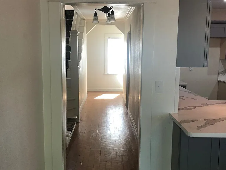 545 Euclid Ave — Photo 4