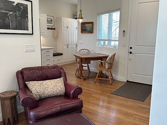 2nd image of 1361 Loring St