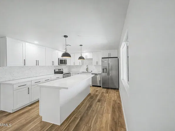 3937 E ANDORRA Drive, Phoenix, AZ 85032
