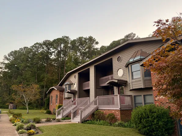 219 Abbey Ln #D, Cobbs Creek, VA 23035