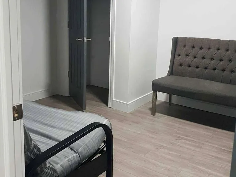 44 Andy Cres #LOWER LEVEL — Photo 4