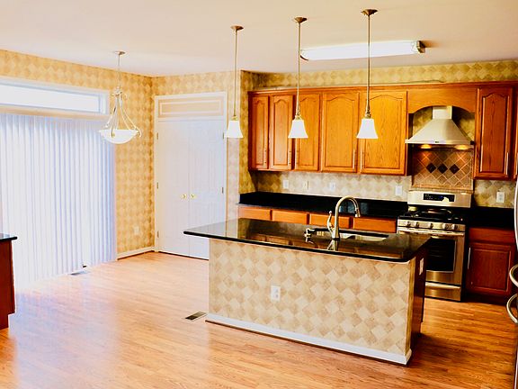 5th image of 2644 Logan Wood Dr