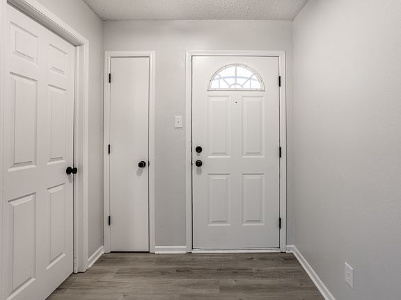 3rd image of 11639 Presidio Dr