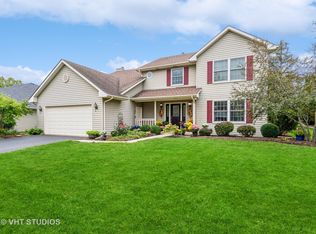 1349 Natalie Ln, Aurora, IL 60504