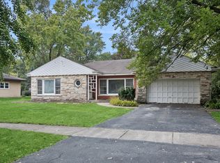 950 Gardner Rd, Flossmoor, IL 60422