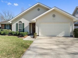 369 Longwood Dr, Destrehan, LA 70047