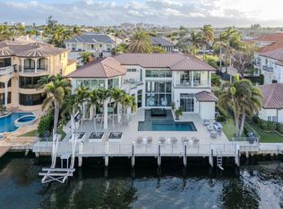 1005 Rhodes Villa Ave, Delray Beach, FL 33483