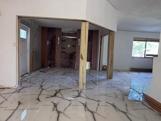 20205 SW 79th Ct — Photo 2
