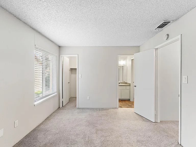 54 Quay Ct — Photo 87