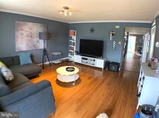 9927 Wingtip Rd, Philadelphia, PA 19115