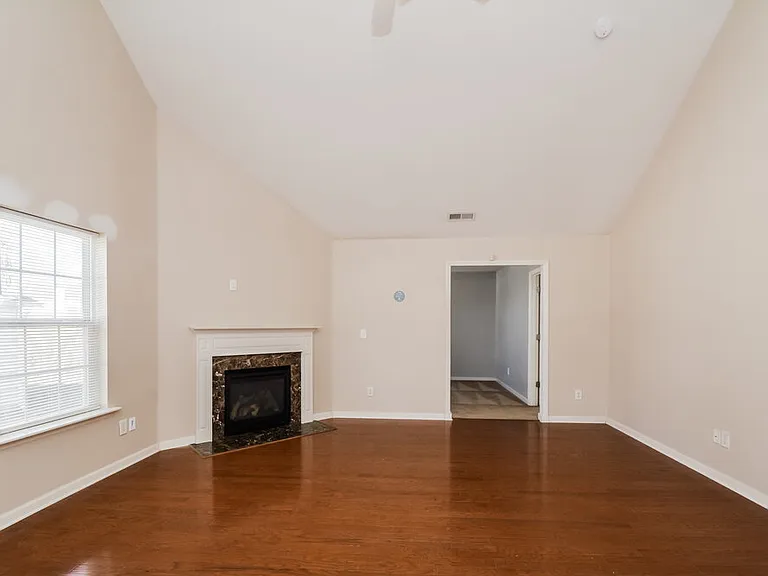 222 Timber Mdw — Photo 4