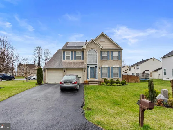 1308 Dakota Dr, Upper Marlboro, MD 20774