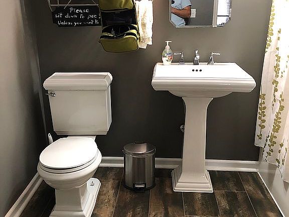 Downstairs Bathroom 