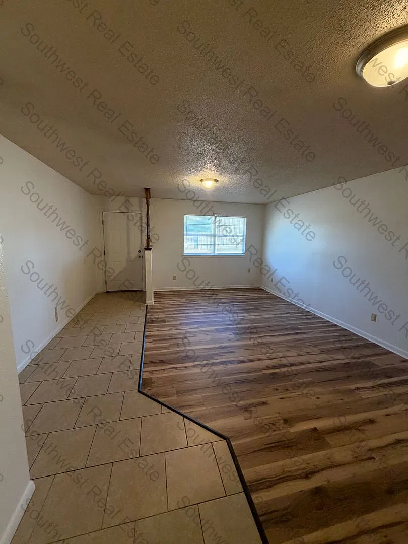 1000 Fairmont Ct. — Photo 4