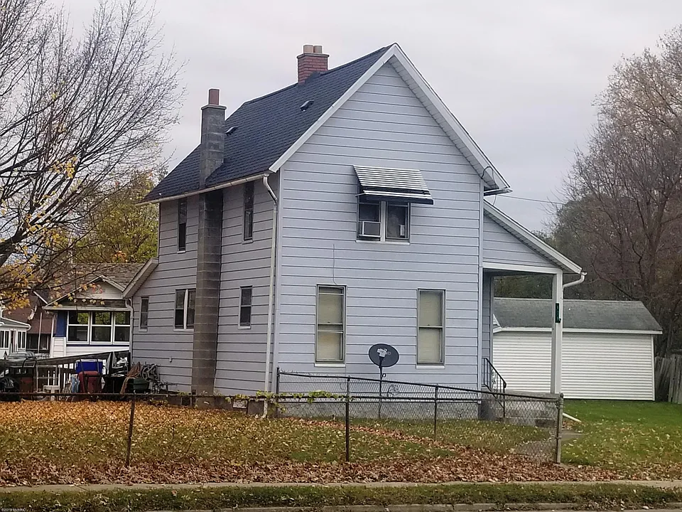Building Photo 3